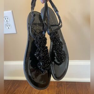 Gianni Bini size 9.5 black Flats Sandals with gems